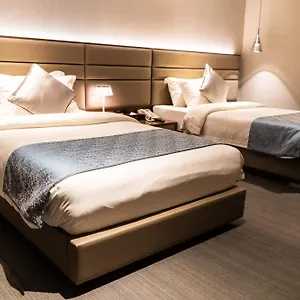 Omni Residency Отель